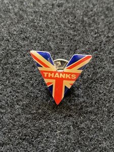 BRITISH VE DAY V FOR VICTORY BADGE