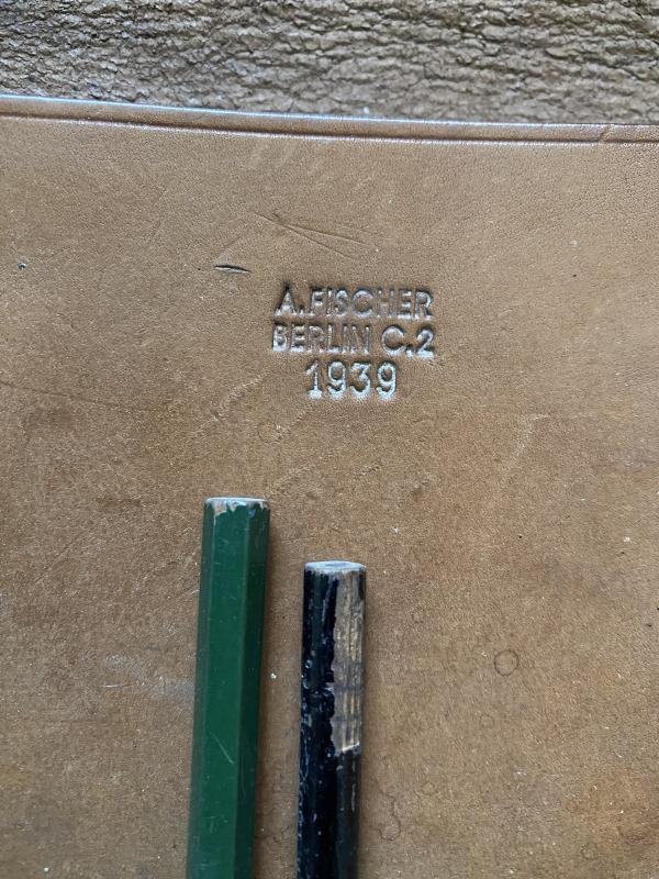 WW2 GERMAN OFFICER'S MAP CASE — image 2