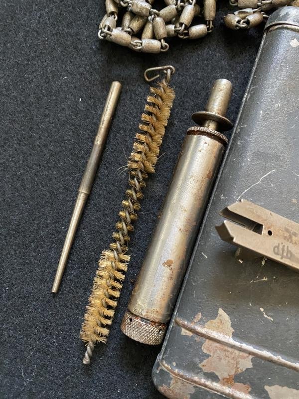 WW2 GERMAN PANZERBUSCHE ANTI-TANK RIFLE CLEANING KIT — image 5