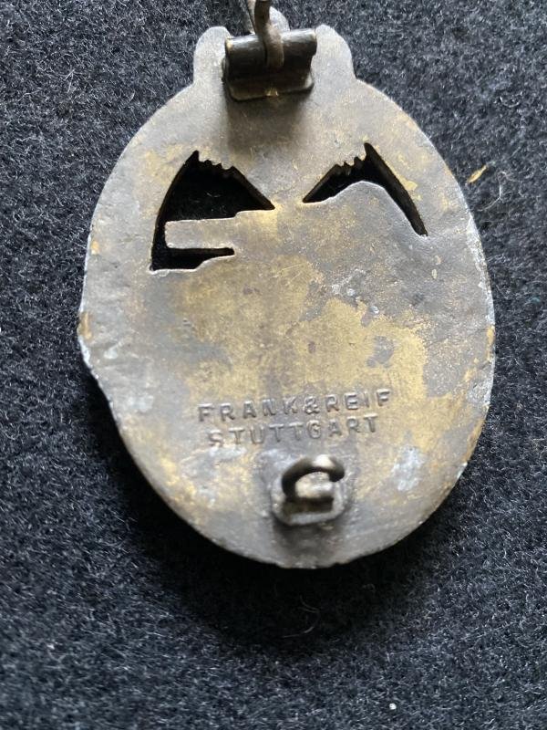 WW2 GERMAN PANZER ASSAULT BADGE IN BRONZE — image 4
