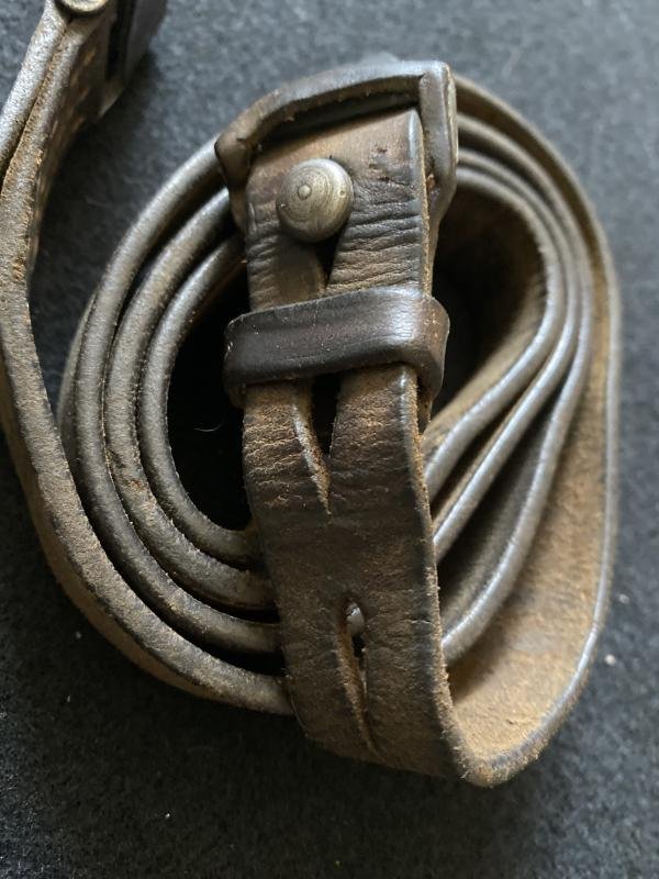 WW2 GERMAN K98 LEATHER SLING (L&F) — image 2