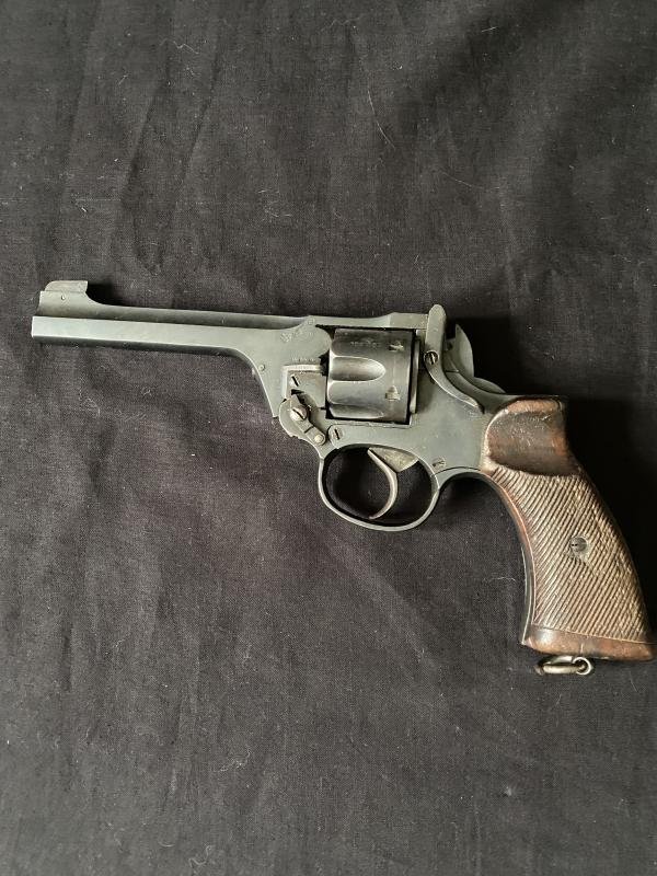 (Was £950) WW2 BRITISH NO.2 MK1 TANKERS REVOLVER ( PRE-EU/UK DEACTIVATION) — image 6