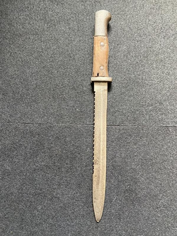 WW1 GERMAN SG 1884/98 SAWBACK BAYONET — image 3