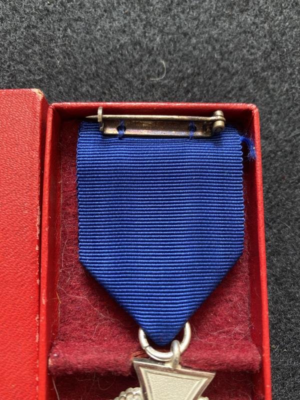 CHRISTMAS SPECIAL DAY 9 (WAS £125) WW2 GERMAN NATIONAL FAITHFUL SERVICE 25 YEARS WITH PRESENTATION BOX — image 5