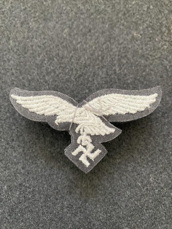 10 X WW2 GERMAN LUFTWAFFE HERMANN GORING FALLSCHIRM-PANZER DIVISION CAP EAGLE (UN-ISSUED) — image 4