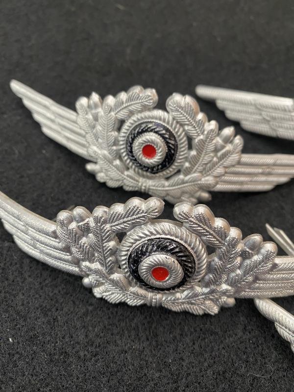 5 X WW2 GERMAN LUFTWAFFE ALUMINIUM WREATH AND COCKADE — image 3