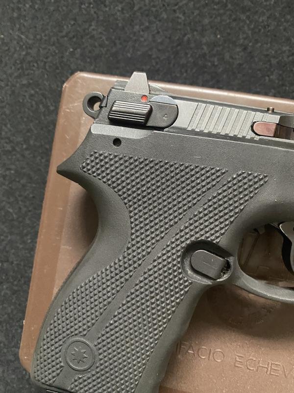 DEACTIVATED MODEL ULTRASTAR 9MM PISTOL (UK DEACTIVATION) — image 6