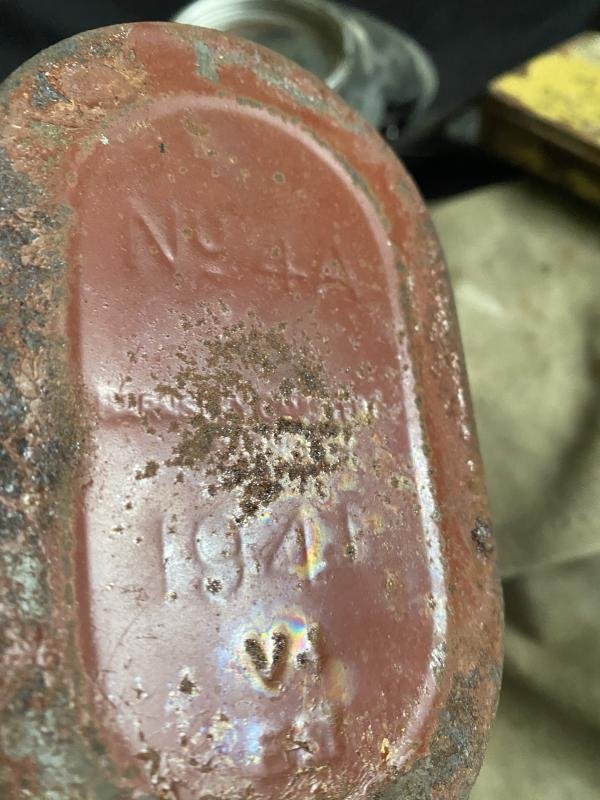 WW2 BRITISH SERVICE GAS MASK SET — image 3