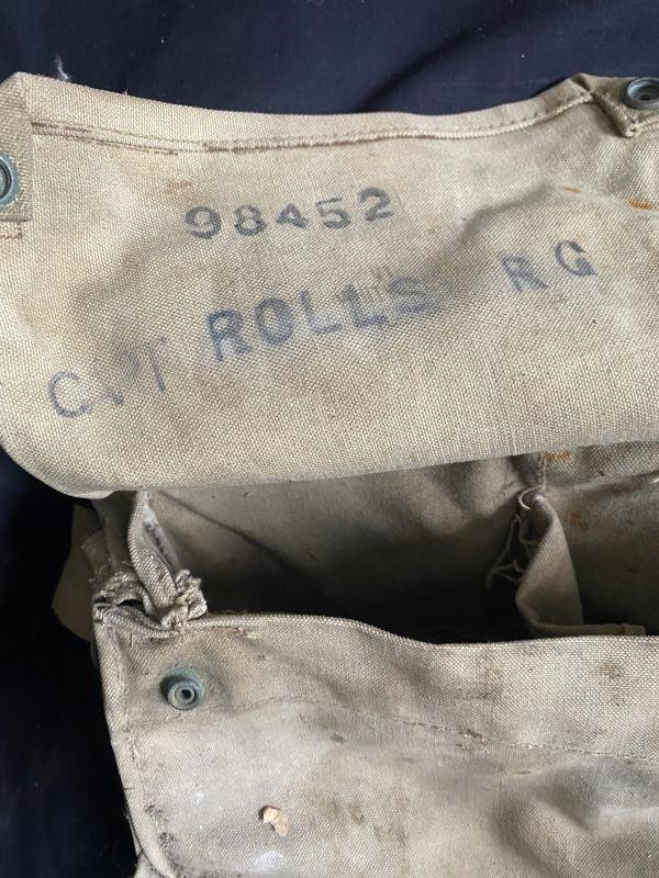 WW2 BRITISH SERVICE GAS MASK SET — image 7