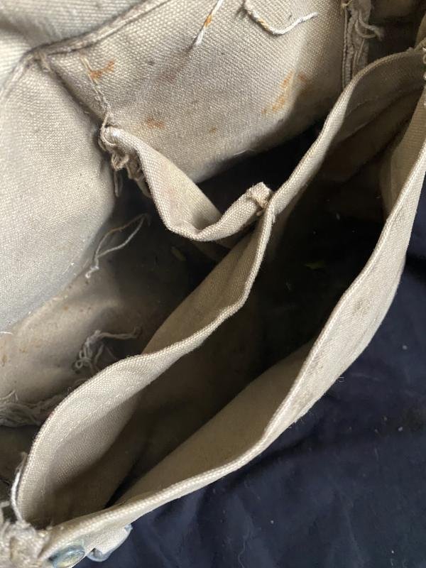 WW2 BRITISH SERVICE GAS MASK SET — image 8