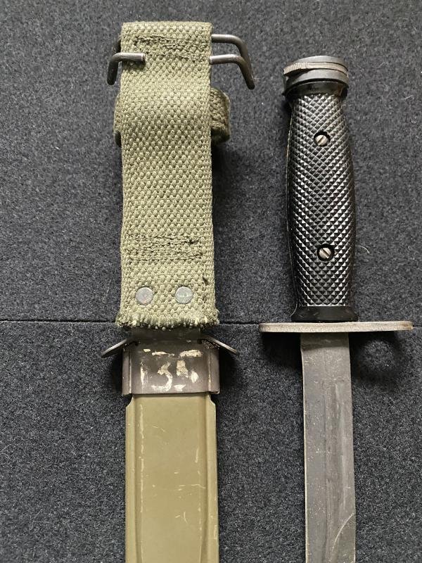 U.S. M1 CARBINE BAYONET WITH A M8A1 SCABBARD — image 6