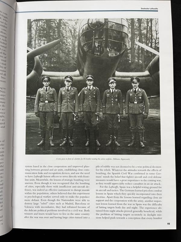 (Was £50) DEUTSCHE LUFTWAFFE 'UNIFORMS AND EQUIPMENT OF THE GERMAN AIRFORCE 1935-1945 (HARDCOVER) — image 3