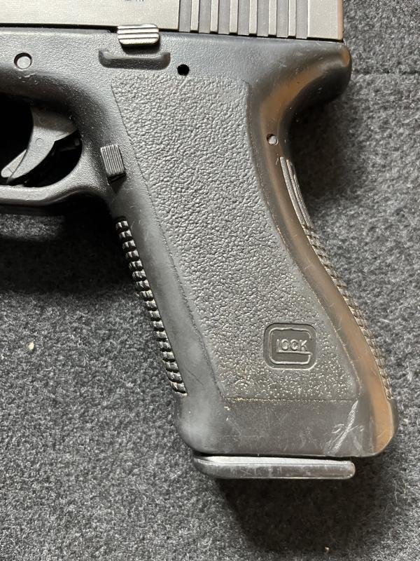 GLOCK 17 9MM PISTOL (NEW EU DEACTIVATION) — image 6