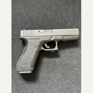GLOCK 17 9MM PISTOL (NEW EU DEACTIVATION)