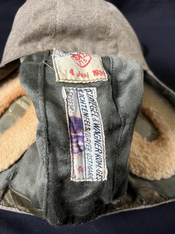 WW2 1939 DATED GERMAN LUFTWAFFE LKP S 101 PILOTS HELMET WITH EARLY THROAT MIC — image 8