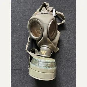 WW2 GERMAN M30 GAS MASK