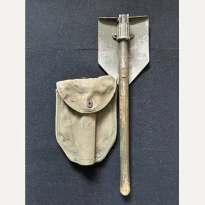 U.S. M1943 ENTRENCHING TOOL WITH A 1944 DATED POUCH