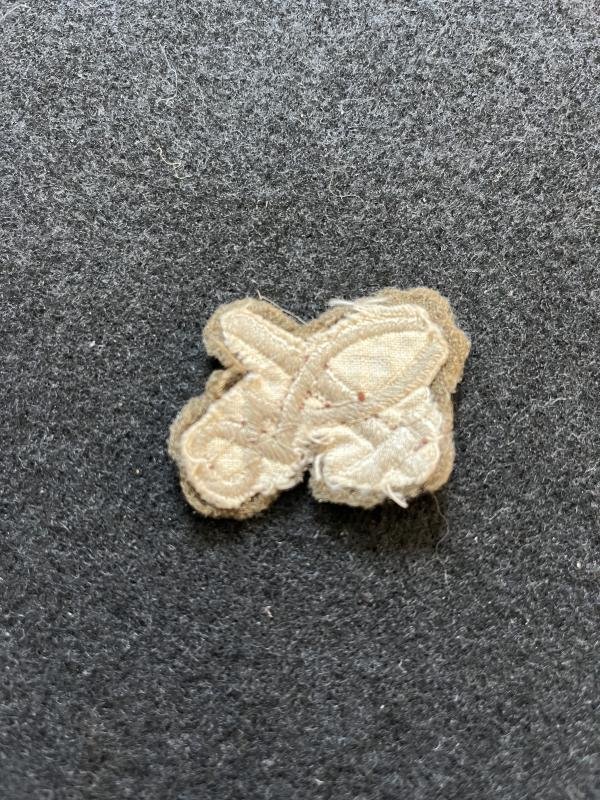 BRITISH ARMY REME HAMMER & TONGS CLOTH BADGE — image 2