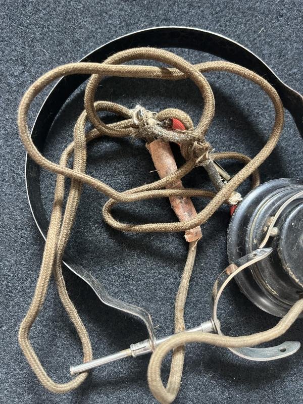 WW2 GERMAN NEUFELDT & KUHNKE KIEL HEADSET — image 3