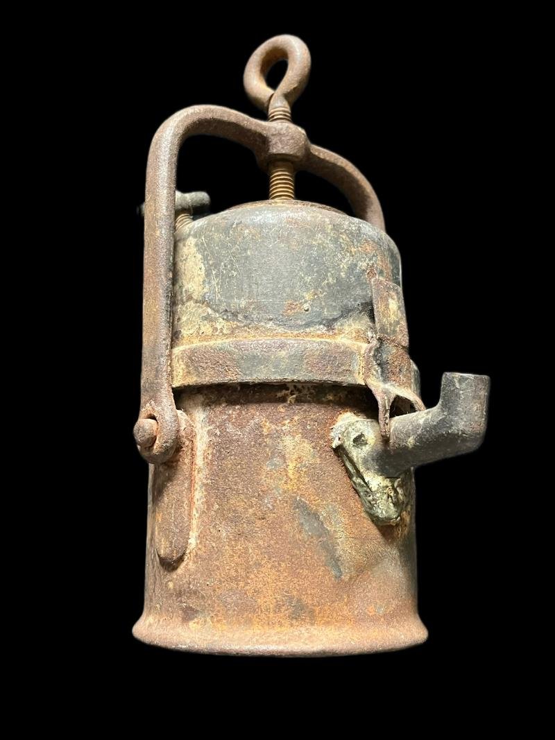 VINTAGE MINERS LAMP — image 3