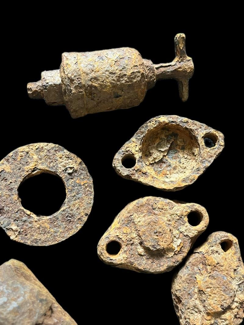 RELIC WW2 GERMAN VEHICLE PARTS — image 3