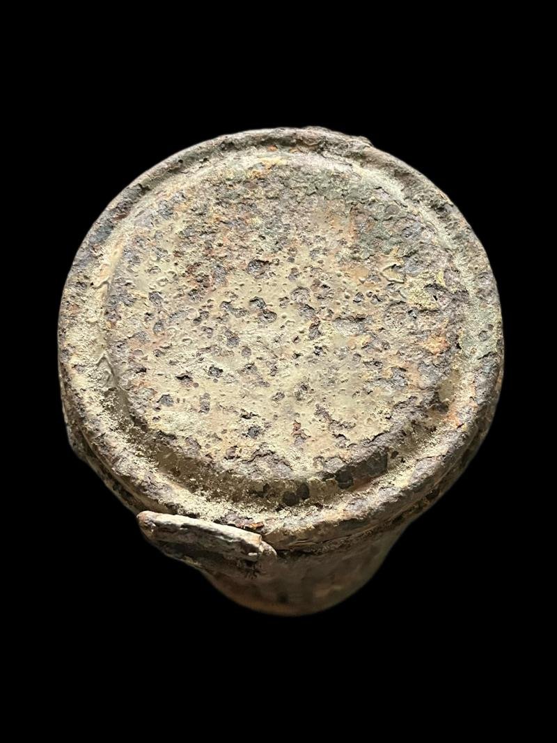 RELIC WW2 GERMAN GAS MASK CONTAINER — image 2