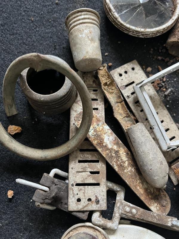 ASSORTED RELIC WW2 GERMAN ITEMS — image 3