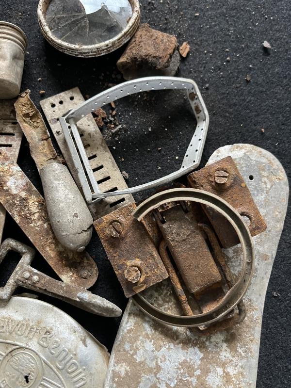 ASSORTED RELIC WW2 GERMAN ITEMS — image 4