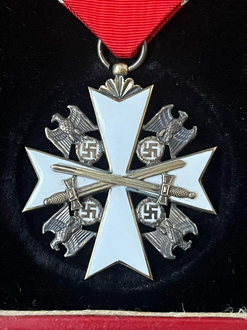 WW2 GERMAN ORDER OF THE GERMAN EAGLE, THIRD CLASS WITH SWORDS BY GODOT — image 3