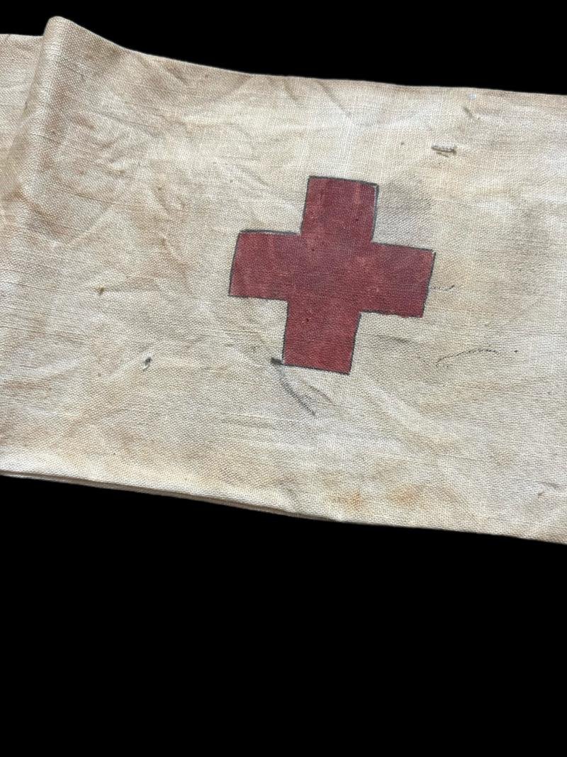 REPRODUCTION WW2 GERMAN MEDICS ARM BAND — image 3