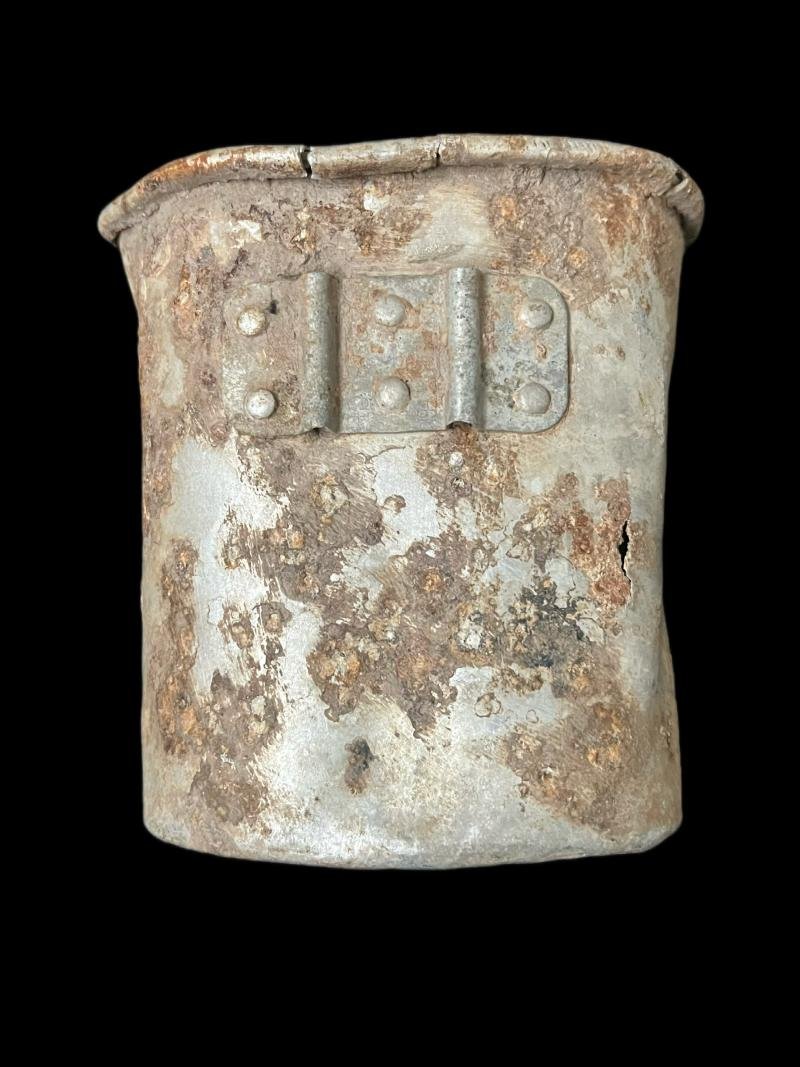 (Was £10) WW2 GERMAN ALUMINIUM CUP — image 2