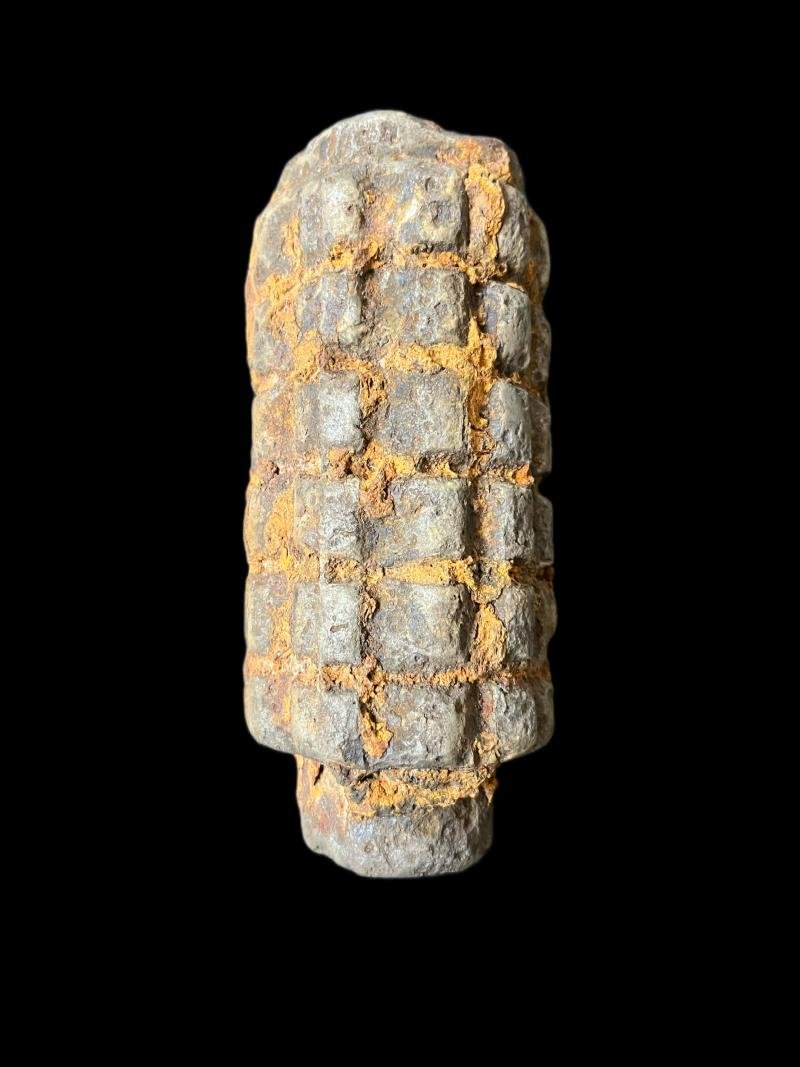 WW2 RUSSIAN POMZ FRAGMENTATION PROJECTILE