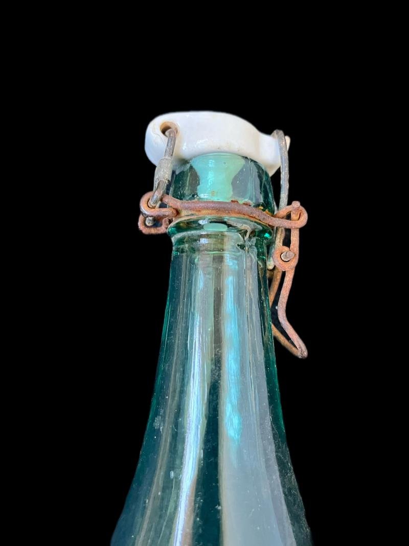(Was £25) WW2 GERMAN BEER BOTTLE WITH LID — image 2
