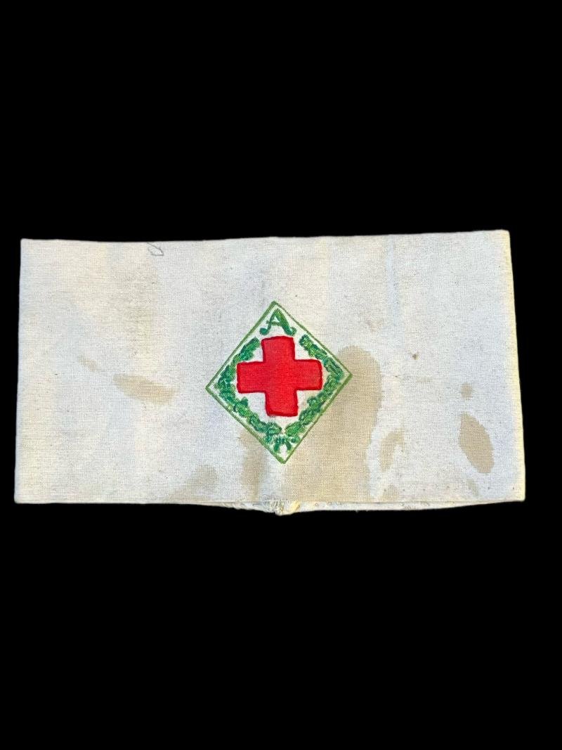 REPRODUCTION WW2 RED CROSS ARMBAND