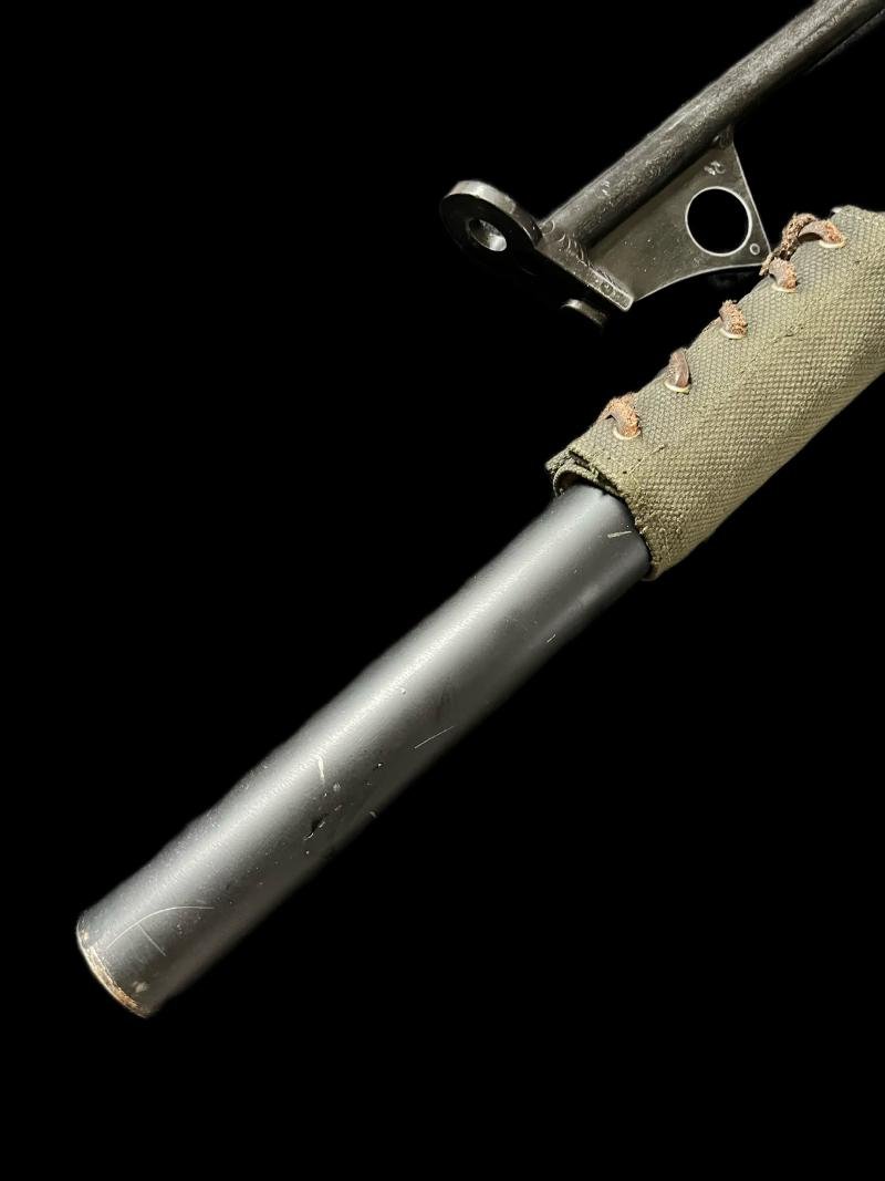 DENIX WW2 STEN MK.II SILENCER SMG & SPARE STOCK — image 2