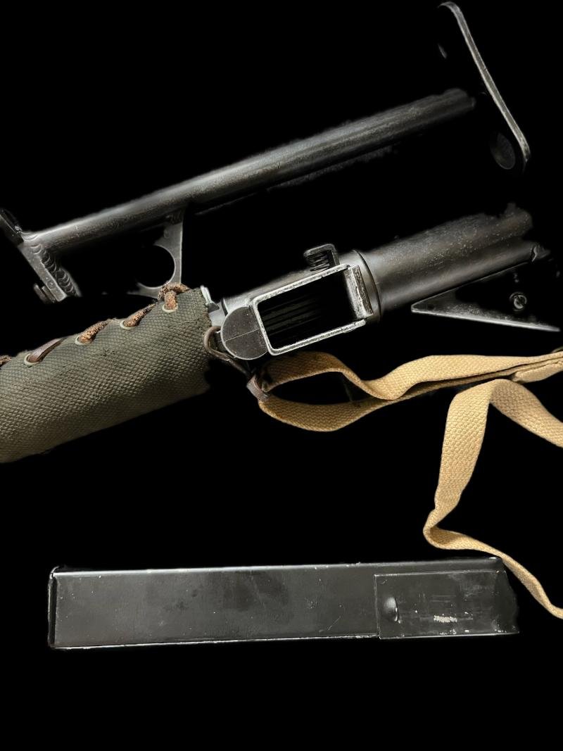 DENIX WW2 STEN MK.II SILENCER SMG & SPARE STOCK — image 3