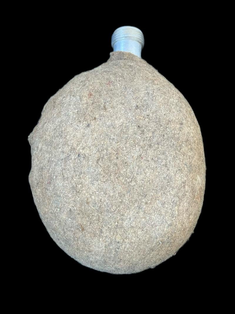 (Was £35) WW2 GERMAN WATER BOTTLE WITH COVER — image 2