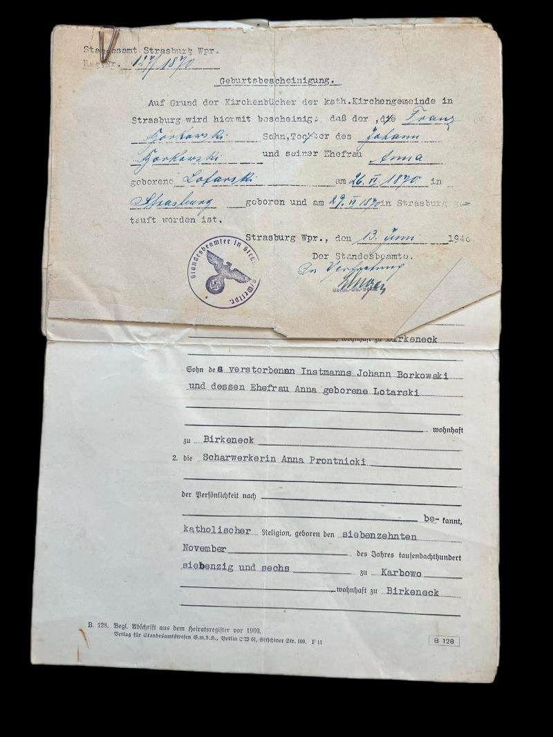 WW2 GERMAN DOCUMENTS (9 PAGES)