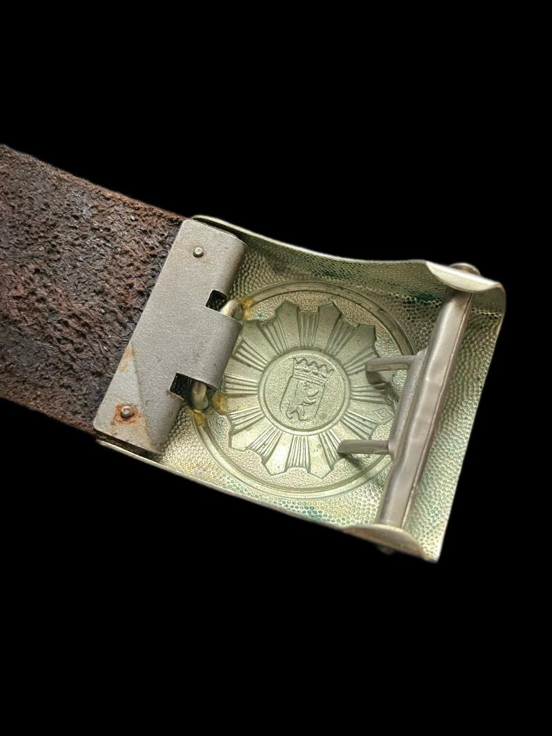 GERMAN BERLIN POLICE BELT AND BUCKLE — image 3