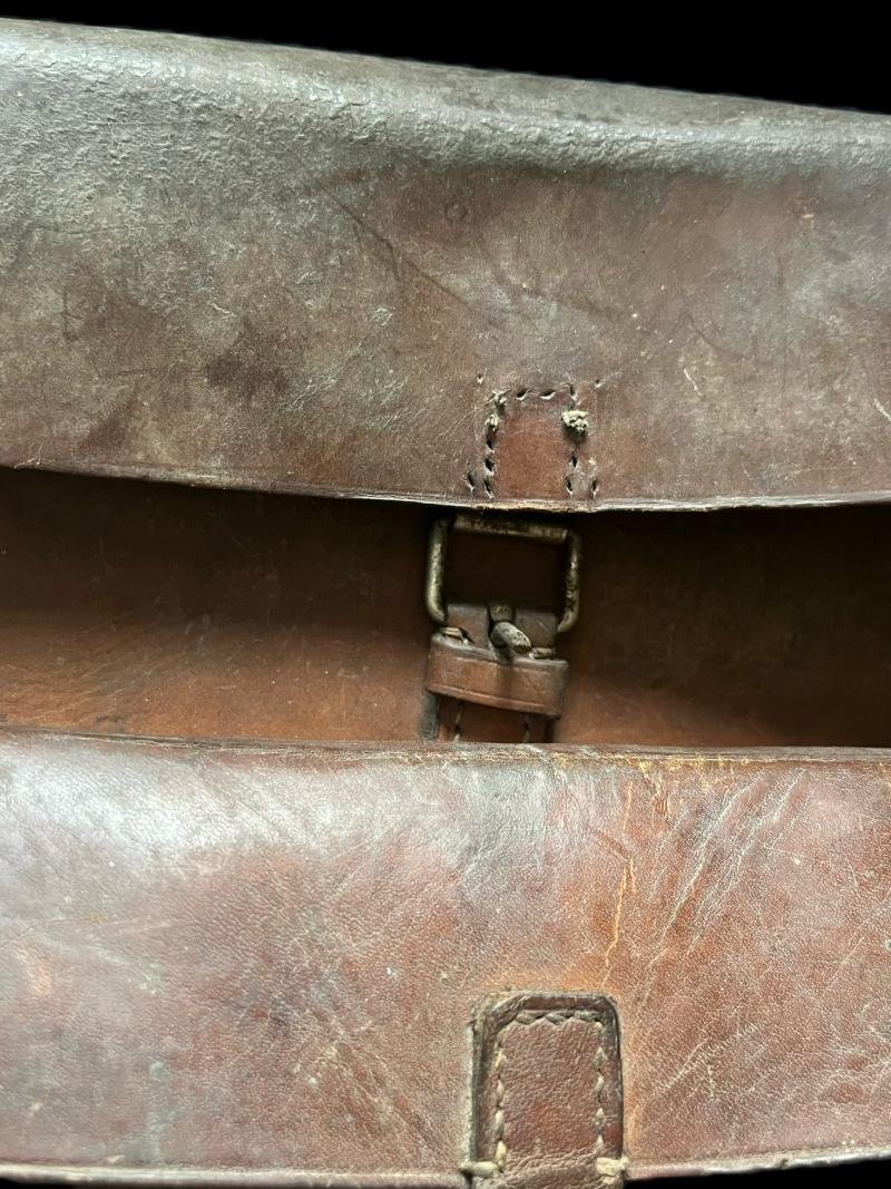 GERMAN/AUSTRIAN LEATHER PATROL POUCH — image 2