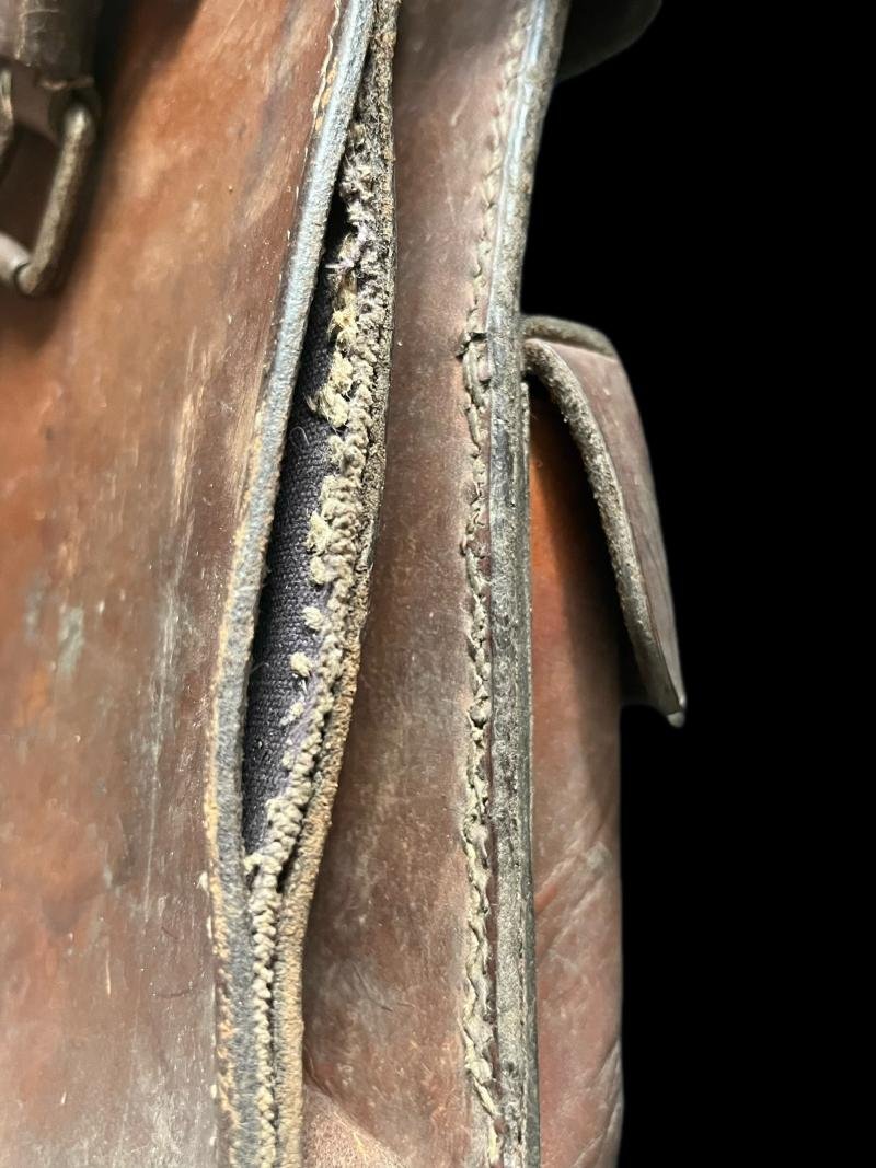 GERMAN/AUSTRIAN LEATHER PATROL POUCH — image 6