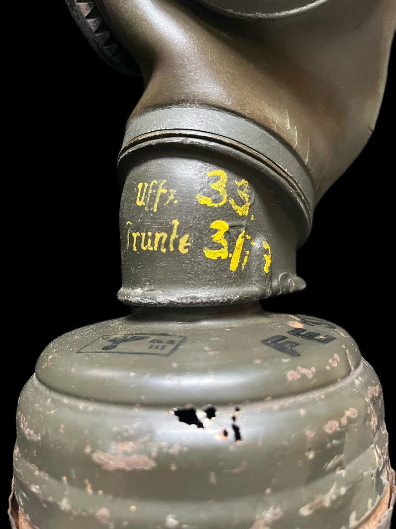 WW2 GERMAN GAS MASK IN A DRAEGER GAS MASK TIN — image 2