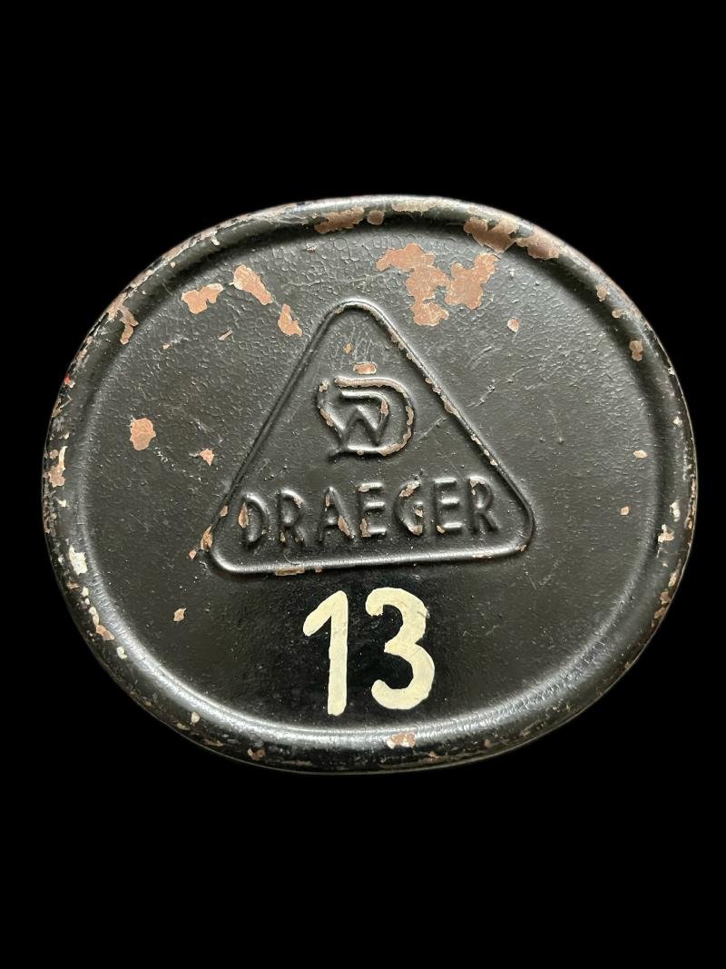 WW2 GERMAN GAS MASK IN A DRAEGER GAS MASK TIN — image 6