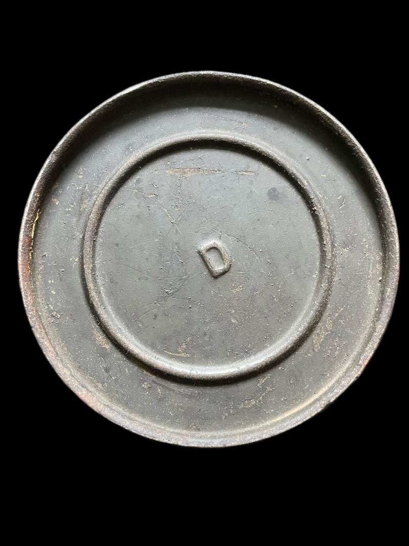 WW2 GERMAN M30 GAS MASK IN TIN — image 6