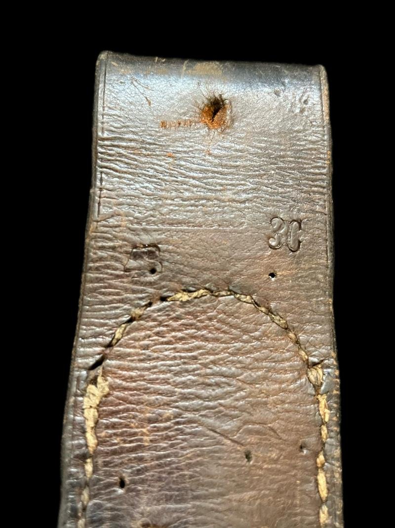 LEATHER BAYONET FROG — image 3