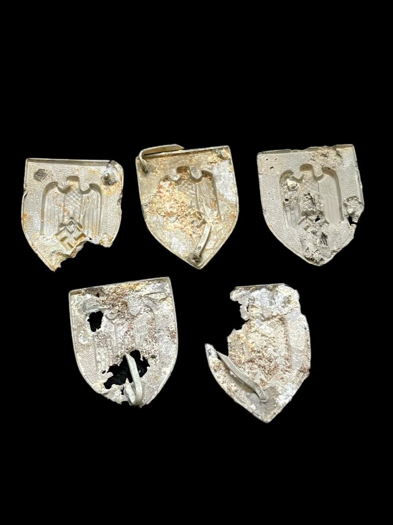 RELIC WW2 GERMAN BADGE — image 2