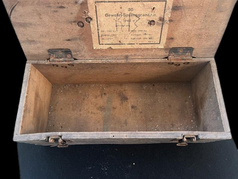 WW2 GERMAN RIFLE GRENADE TRANSIT BOX — image 4