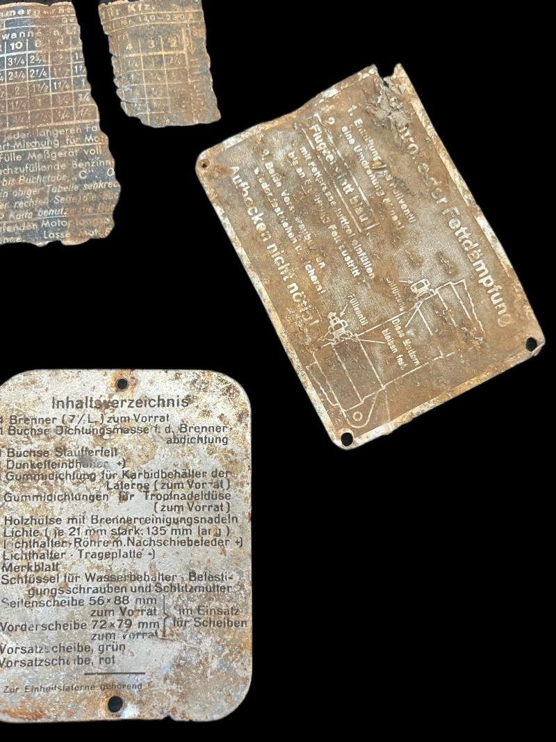 ASSORTED LOT OF WW2 GERMAN METAL PLATES — image 3