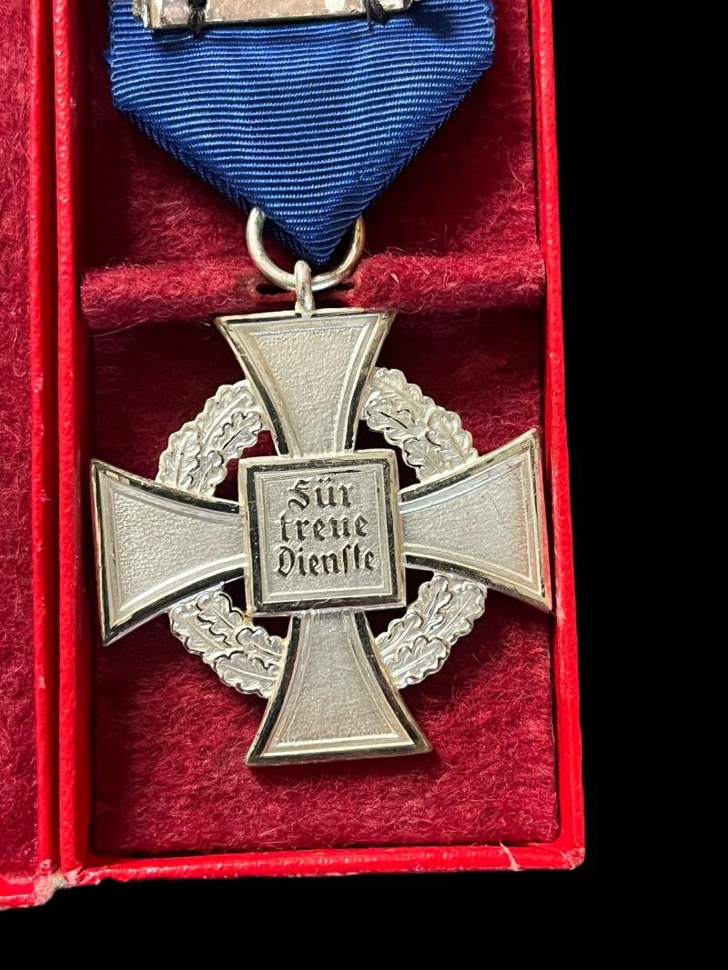 WW2 GERMAN NATIONAL FAITHFUL SERVICE 25 YEARS WITH PRESENTATION BOX — image 4