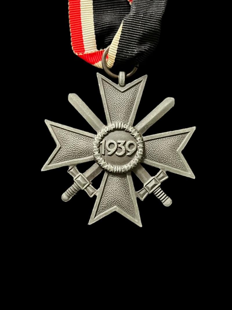 WW2 GERMAN WAR MERIT CROSS WITH SWORDS 2ND CLASS — image 2